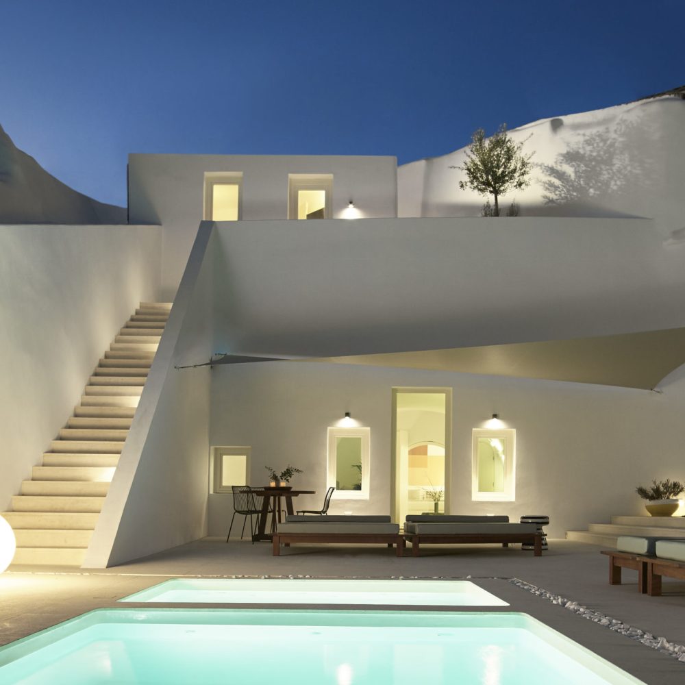 Santorini-01-scaled